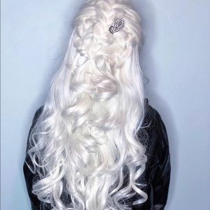 🤗🤗🤗Ice Blonde Lace Front Wig 24”